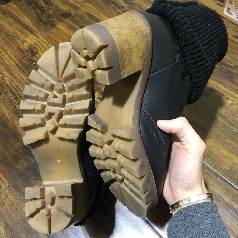 Less Than 5 Times Wear - image 4